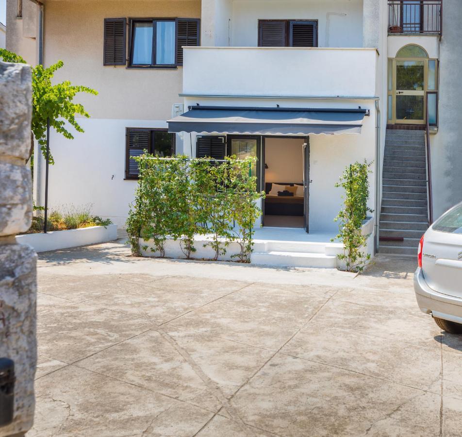 3 Minutes From The Beach: Lovely Studio Apartment Πούλα Εξωτερικό φωτογραφία